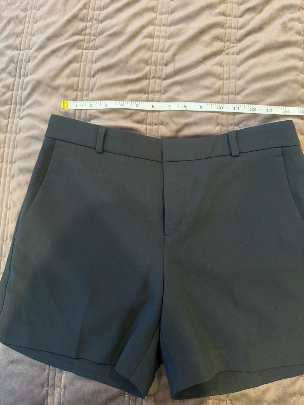 Women’s sz 2 Banana Republic Black High-Waist Tailored Shorts